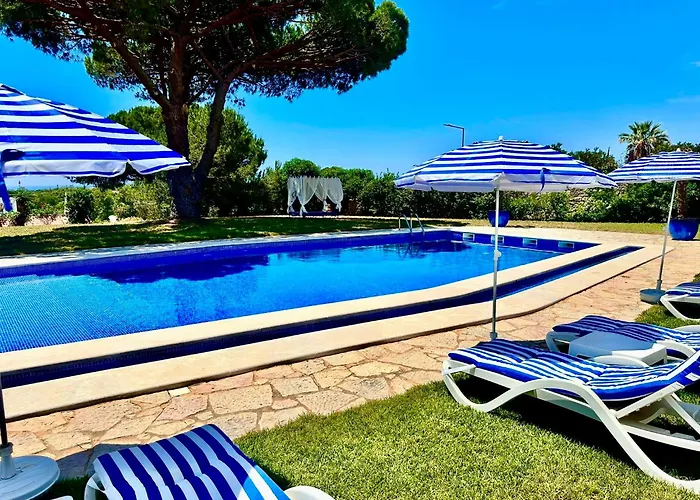 Solar Do Monte 4 Apartment