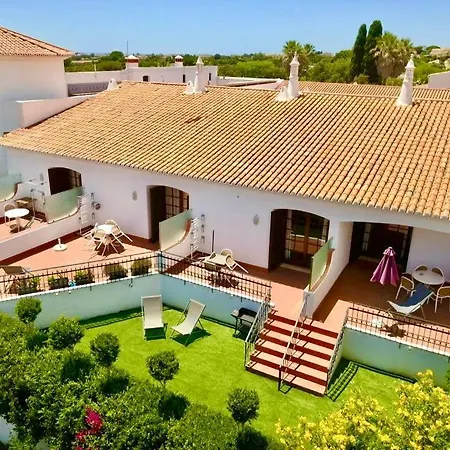 Solar Do Monte 4 アパート *